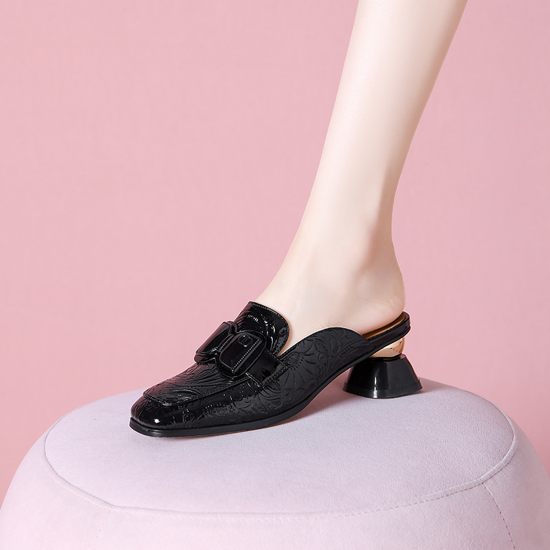 Women's Black Leather Closed Toe Slippers with Bow and Metal Detail